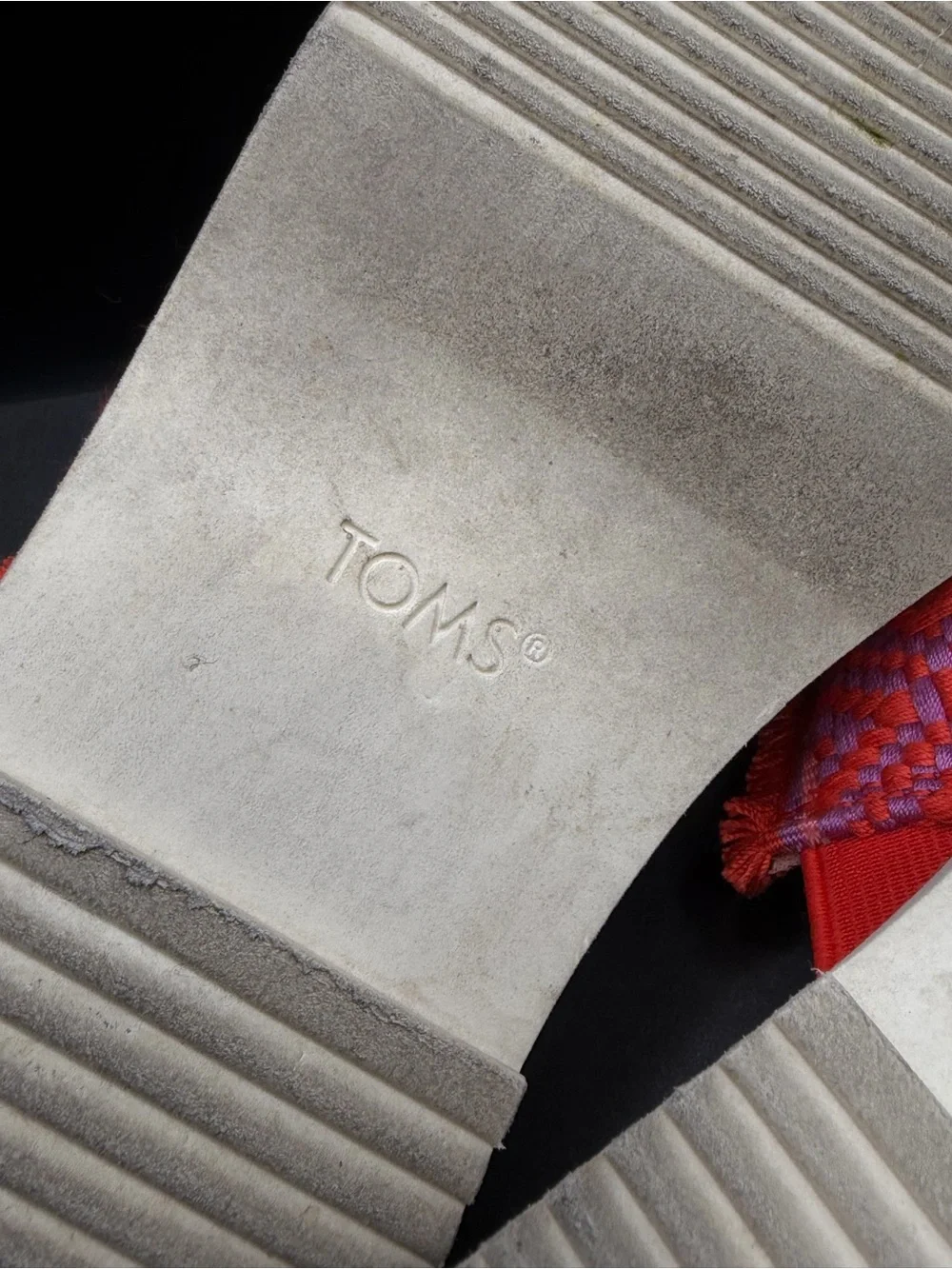 Toms Women’s Mae Red and Pink Woven Crossband Slide Sandals- Size:9